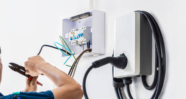 Best Emergency Electrical Repair  in Massapequa, NY